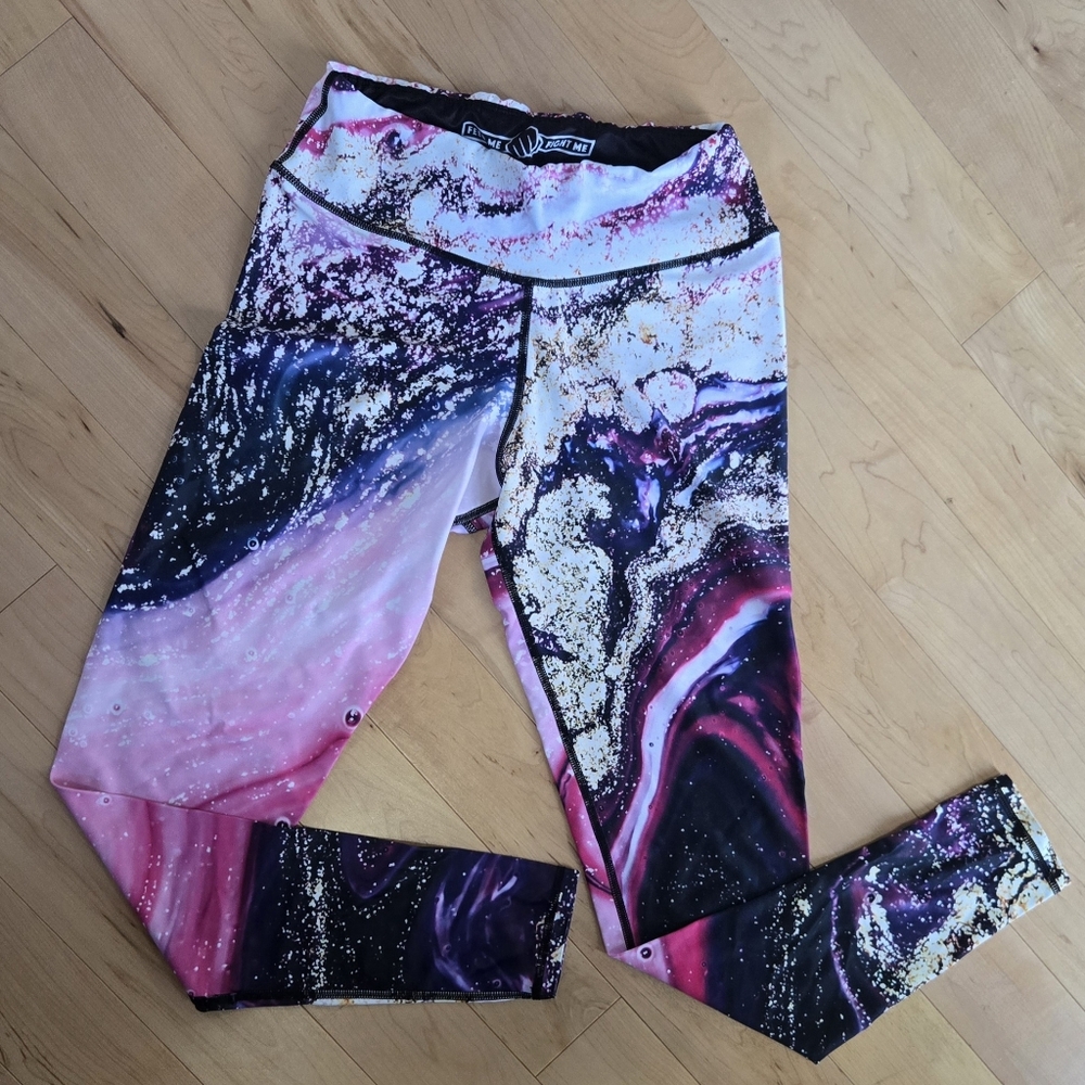 Feed Me Fight Me Roaring 20s Leggings Medium